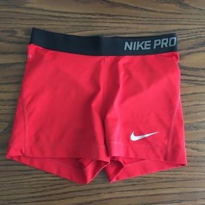 Nike Pro Spandex Shorts 2.5”